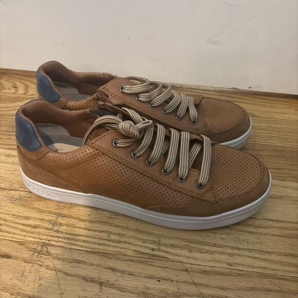 Geox Kids Djrock Boy's Shoes Cognac/Navy Brown Suede Sneakers size 38 EUC - Picture 3 of 5